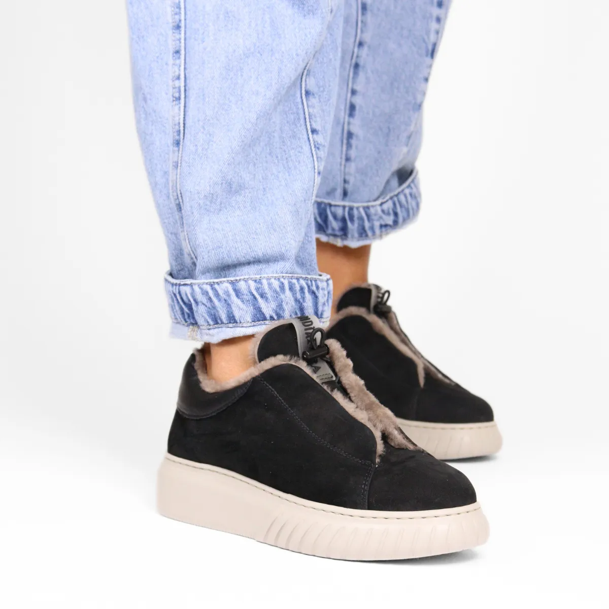 Libi Shearling Black