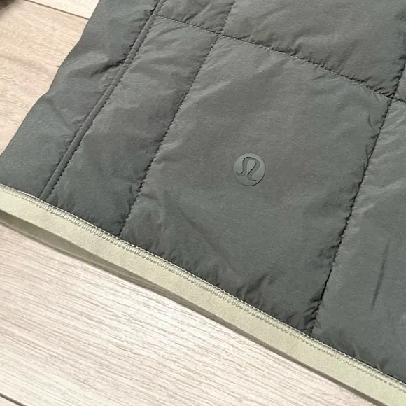 LIKE NEW Lululemon Men’s Route Ready Lightweight Insulated Jacket