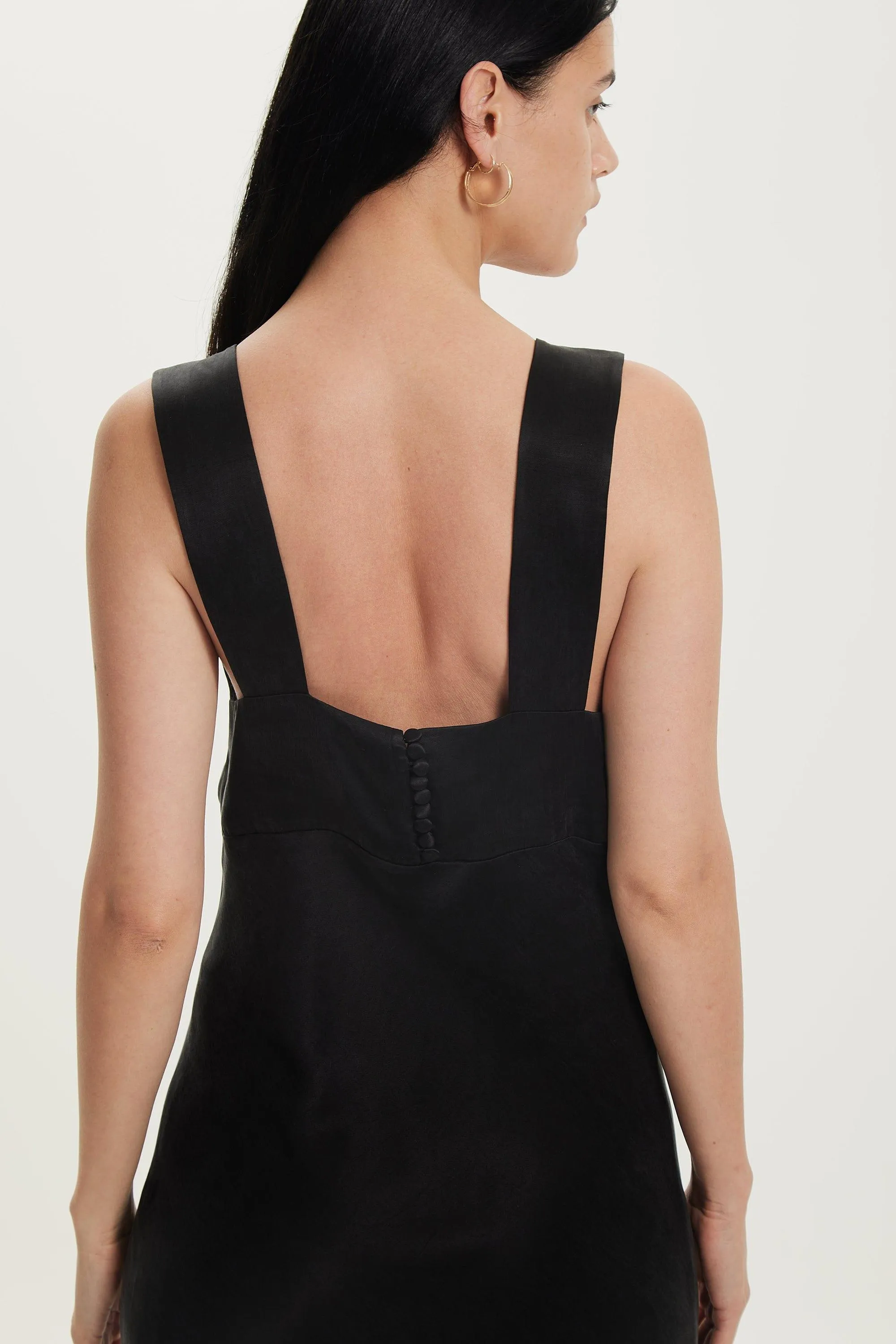 MAGNETIC CAMISOLE BIAS SLIP DRESS | BLACK