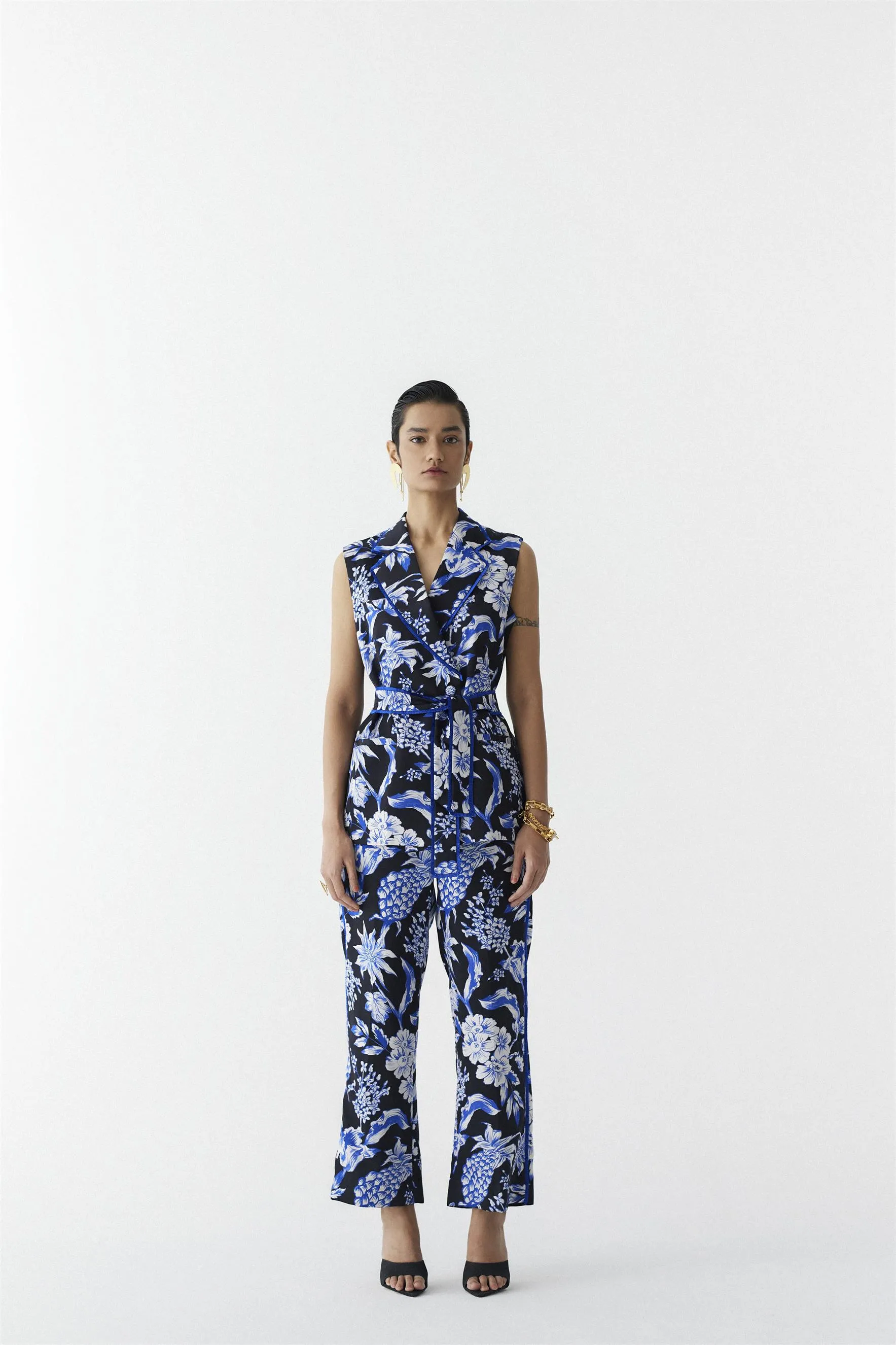 New Season Summer to Fall 2024-Co-ord Blazer Pants Vegan Silk Black Blue Pineapple Print-Studio Rigu-Fashion Edit Amazonico