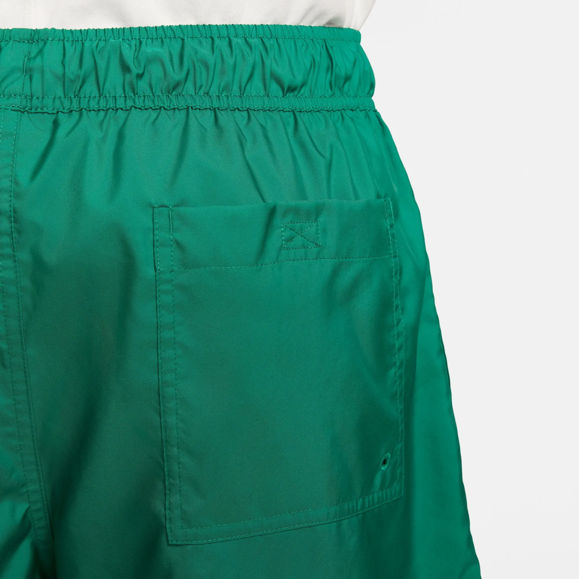 Nike Club Men's Woven Flow Shorts